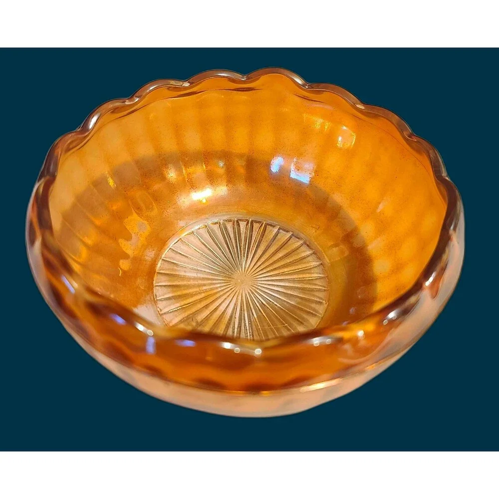 Carnival Marigold Glass Starburst Ribbed 7” Bowl‎